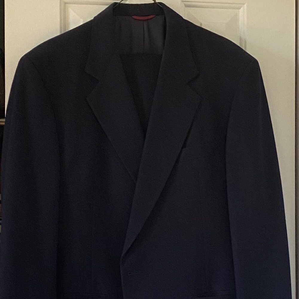 Hart Schaffner and Mark Man's suit